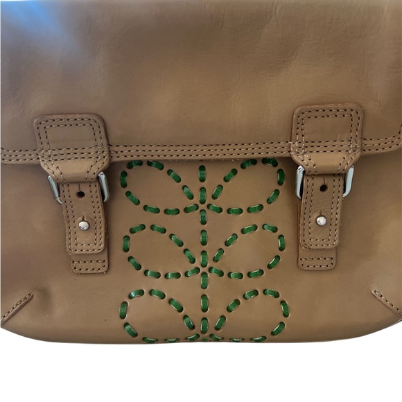 Orla Kiely Tan Leather Crossbody with Green Detailing - Picture 5 of 16